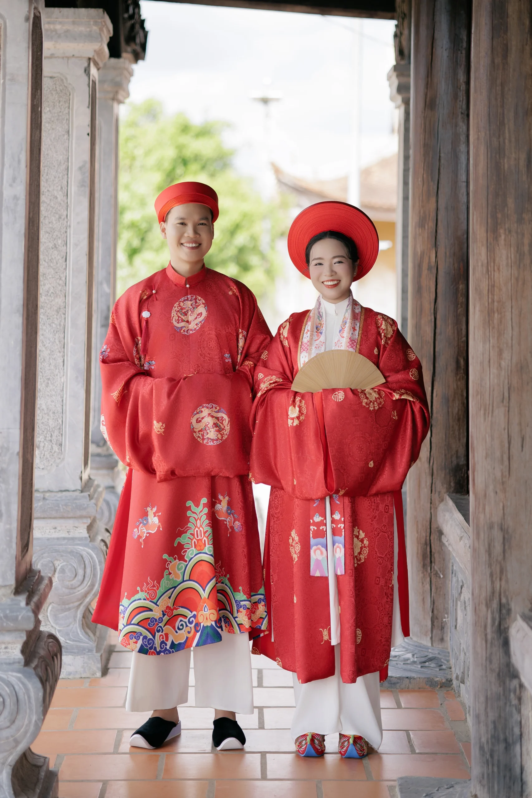 HỶ PHỤC ĐỎ – DUYÊN DÁNG & THIÊNG LIÊNG