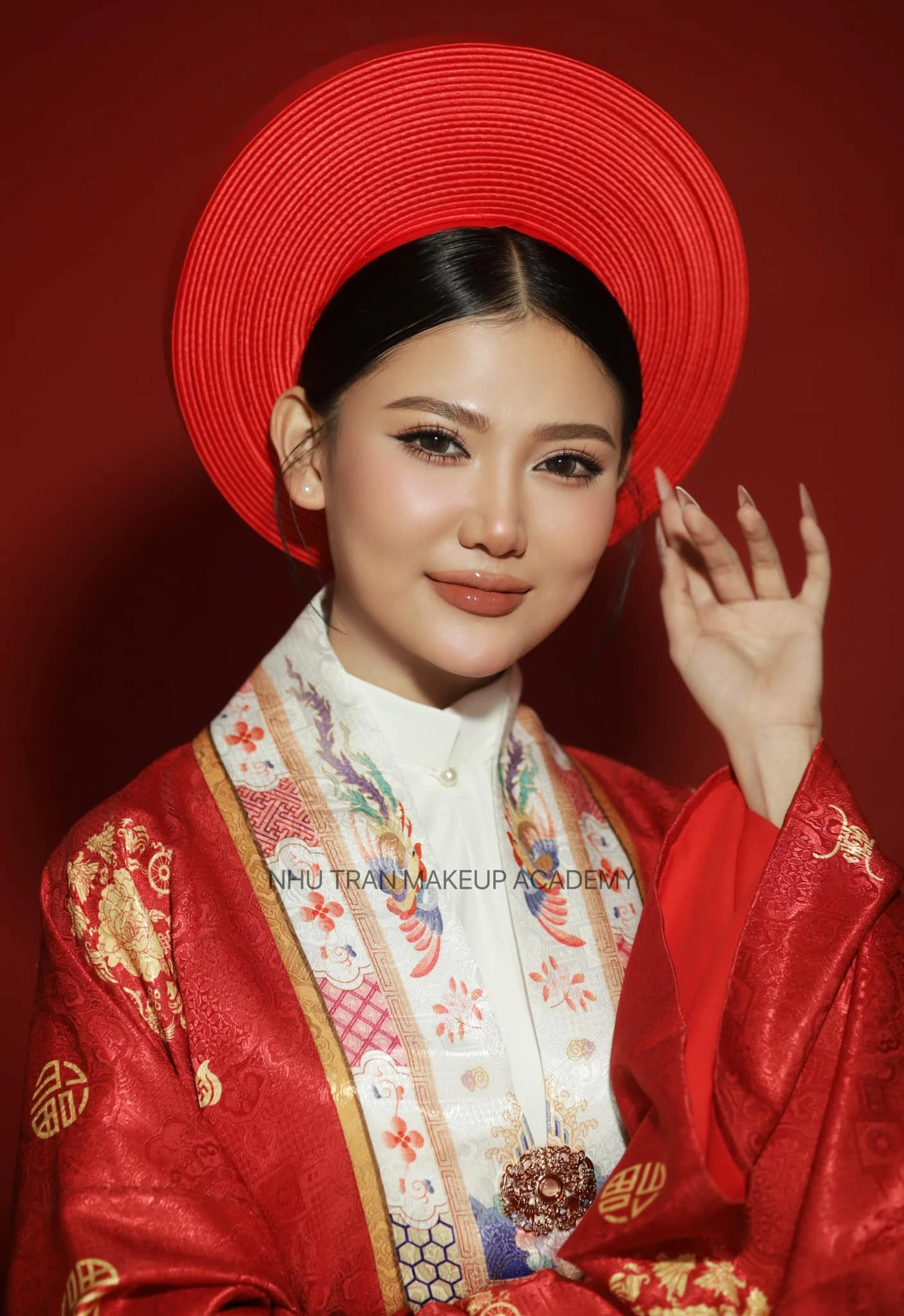 Makeup Cô Dâu Áo Dài Đỏ – Vẻ Đẹp Truyền Thống Đầy Quyến Rũ