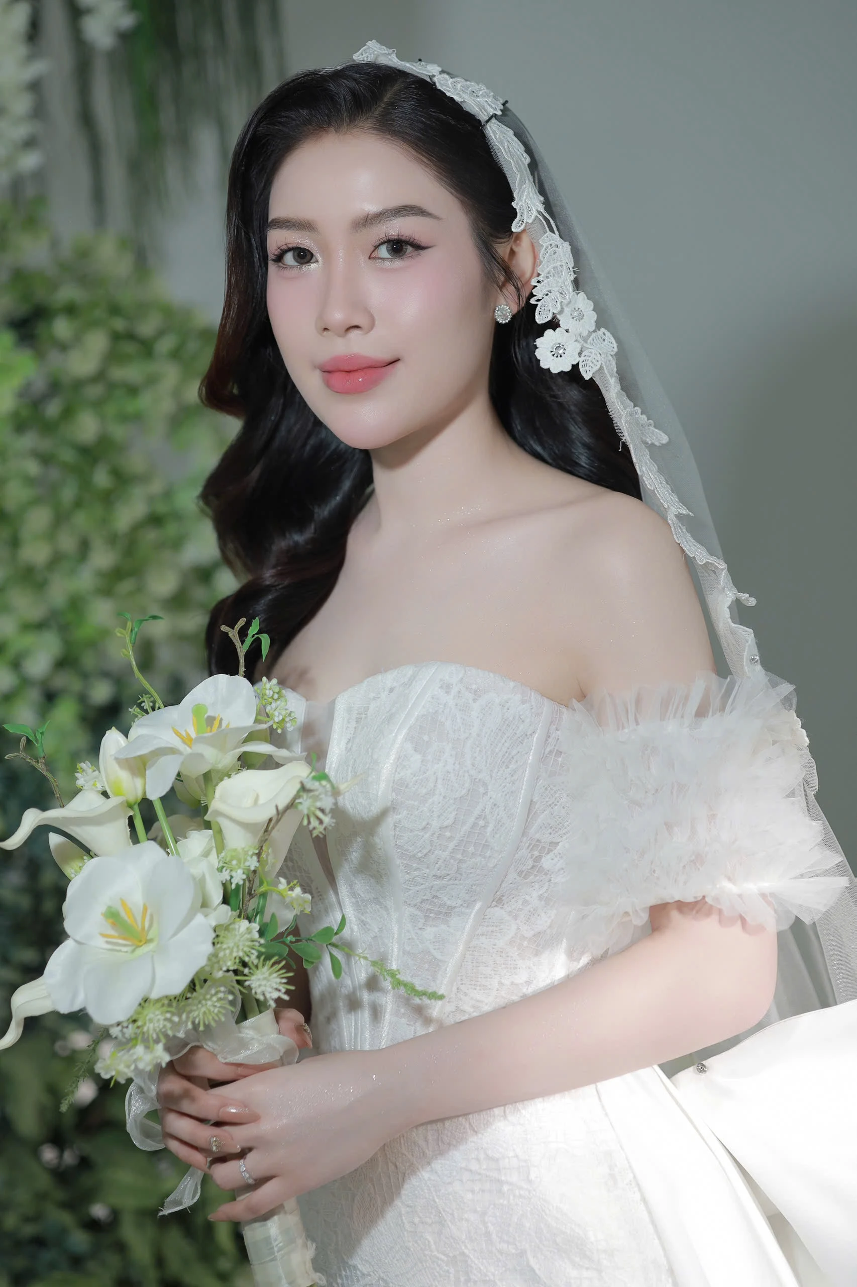 Makeup Cô Dâu Váy Cưới Đuôi Cá – Kiêu Sa & Quyến Rũ Như Nàng Thơ